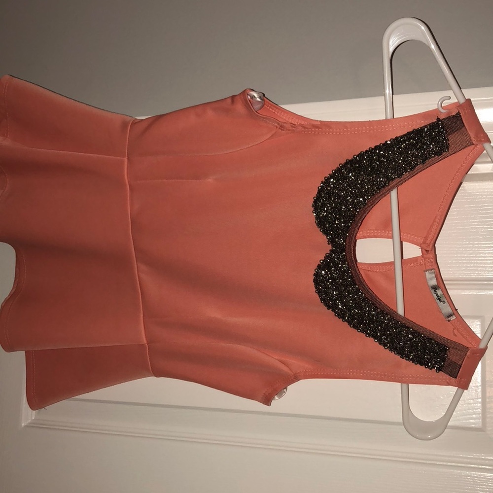 Brand new peach top from Papaya
